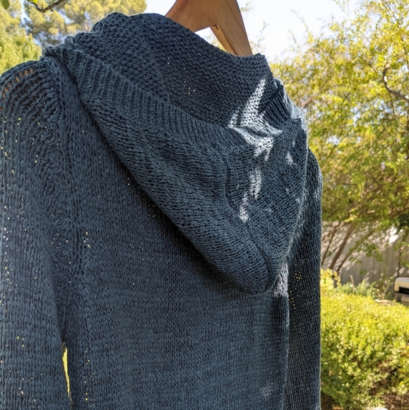 BCBGMAXAZRIA Hooded Cardigan in Slate Blue (M) - Picture 3 of 5